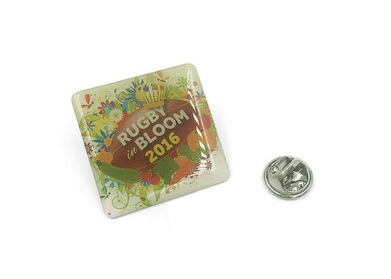 Women Men Custom Enamel Badges , T - Shirt Jewelry Unique Enamel Lapel Pin Badge supplier